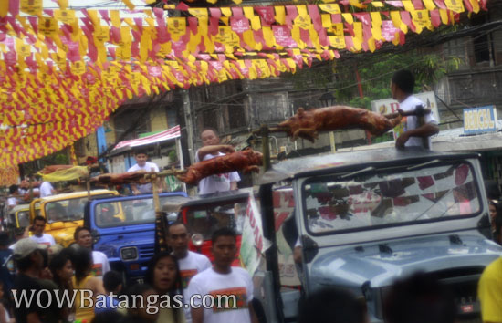 parada ng lechon or the roasted pig parade